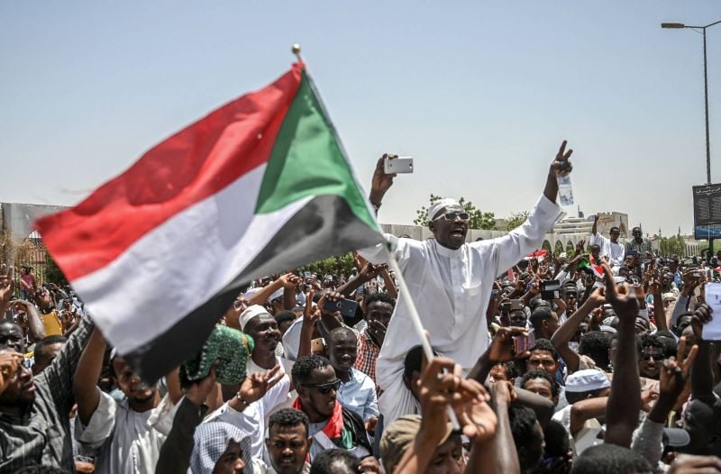 Au Soudan, lacrymogènes sur les anti-putsch qui promettent un 