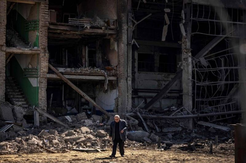 Une usine militaire visée par un bombardement à Kiev