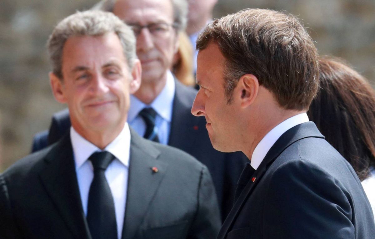 Emmanuel Macron réfute tout 