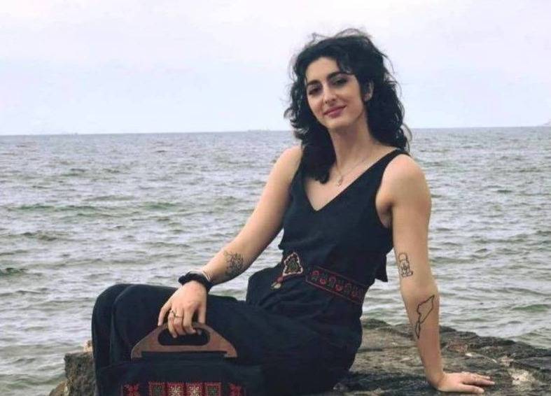 La journaliste Nada Homsi libérée après avoir été retenue par la Sûreté générale à l'AIB