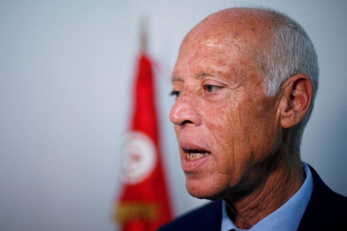 Washington critique le président tunisien et appelle au retour à une 