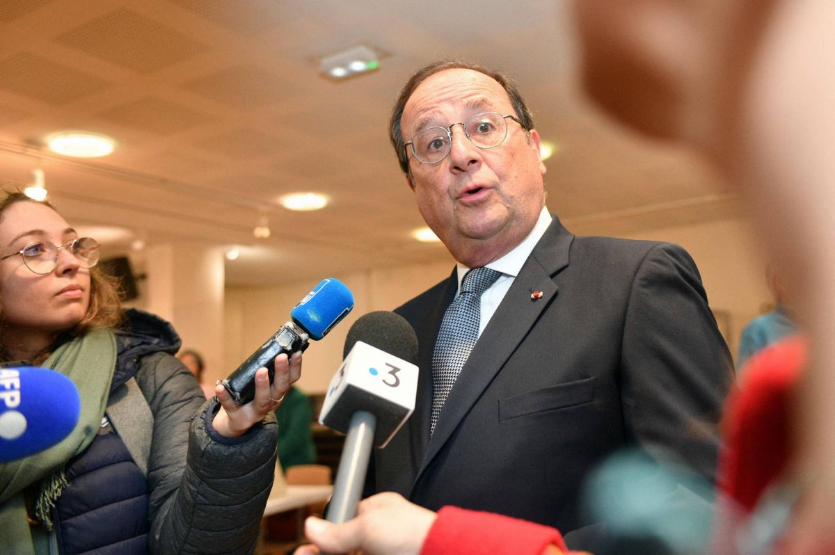 L'ex-président Hollande met en garde contre L'ex-président Hollande met en garde contre