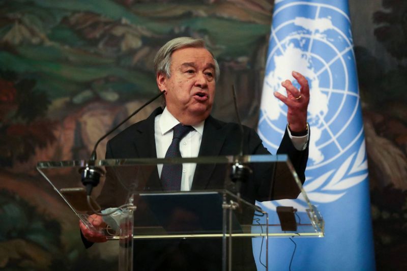 À Boutcha, Guterres appelle Moscou à coopérer avec la CPI