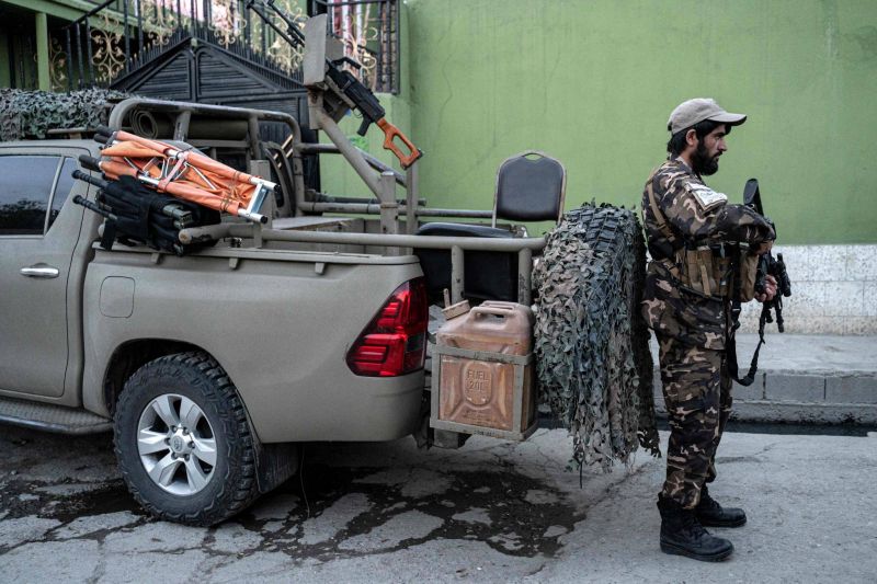 Le groupe État islamique revendique un attentat contre un bus à Kaboul