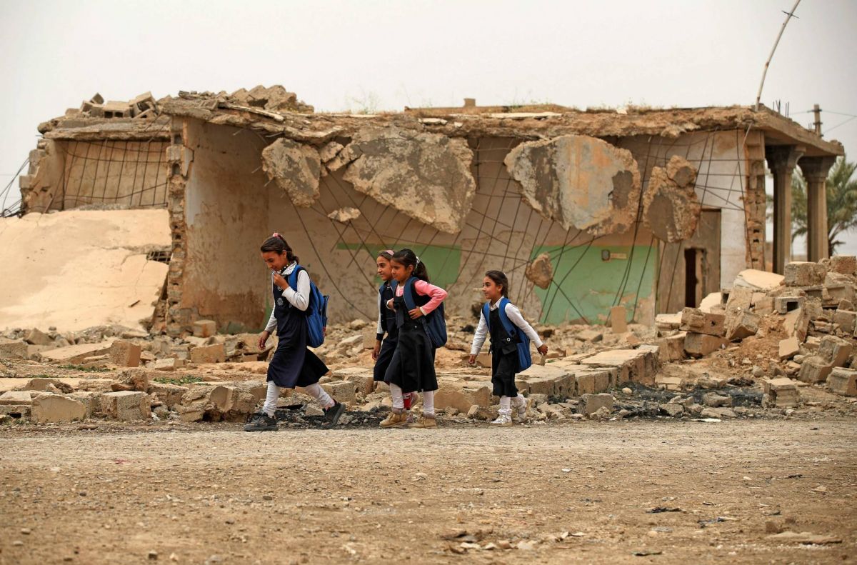 Dans le nord de l'Irak, la reconstruction à la peine, huit ans après l'EI