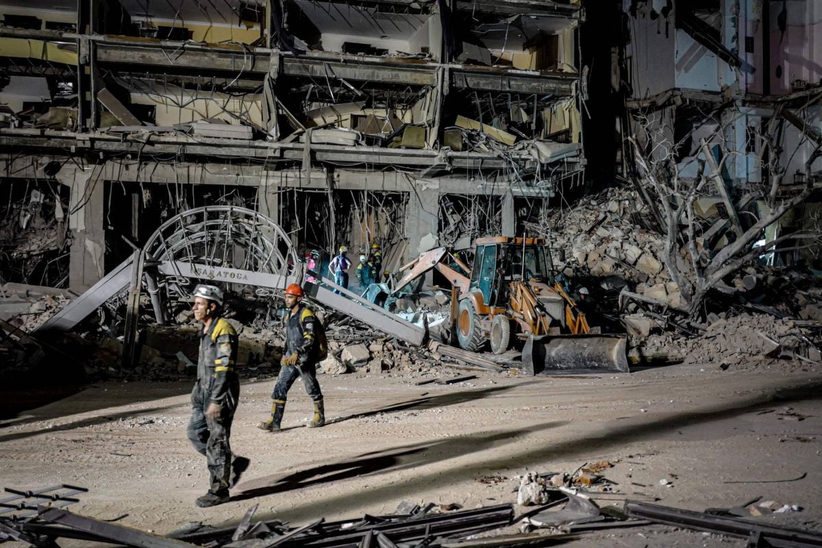 Le bilan monte à 26 morts, pas de nouveaux survivants dans l'hôtel