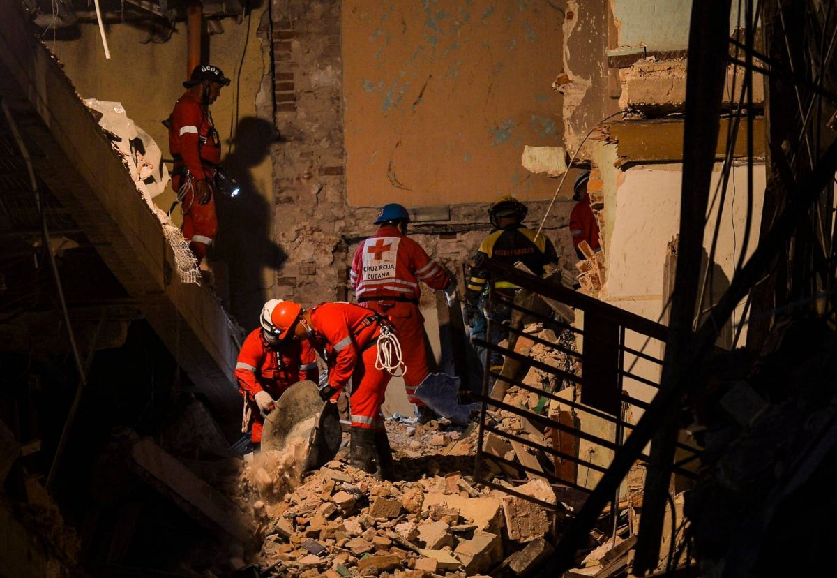 Quatre nouveaux corps extraits des décombres, nouveau bilan de 35 morts