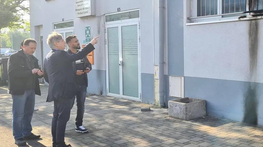 Une mosquée turque visée par des cocktails Molotov