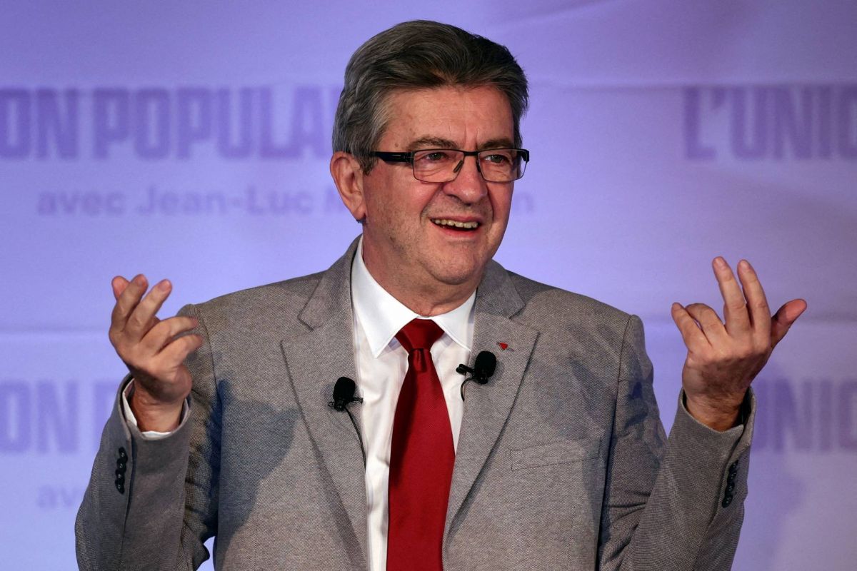 Mélenchon appelle la gauche à sortir de la 