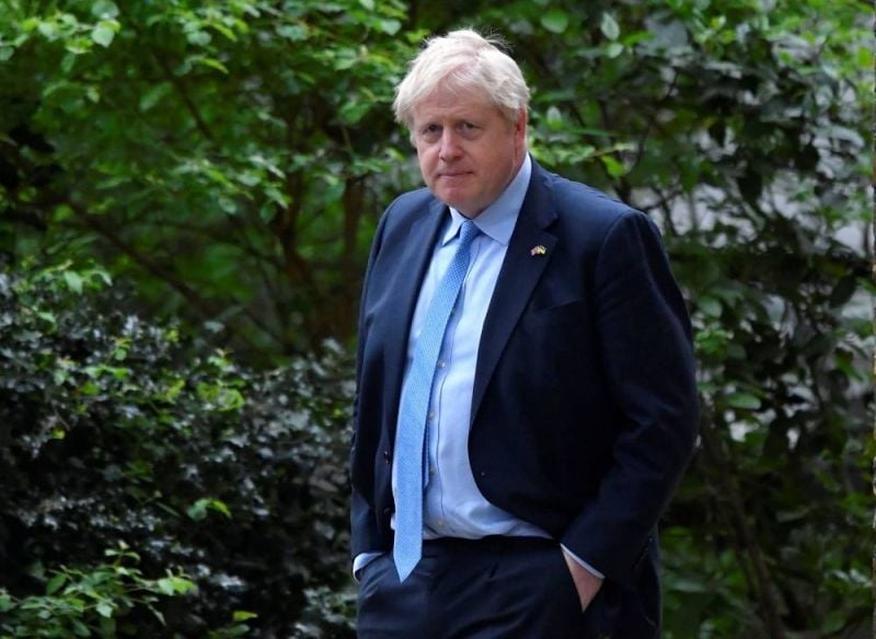 Scrutin test pour Boris Johnson, décisif en Irlande du Nord