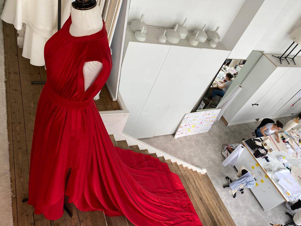 Une robe « Tour Eiffel » de Rabih Kayrouz pour Air France