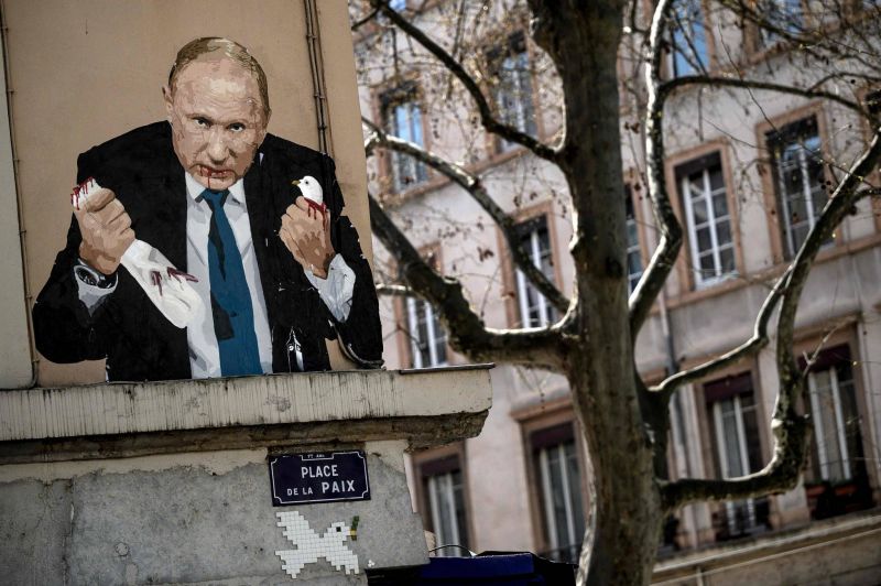 Vers un premier procès pour crime de guerre, Moscou accuse Kiev de frapper en Russie