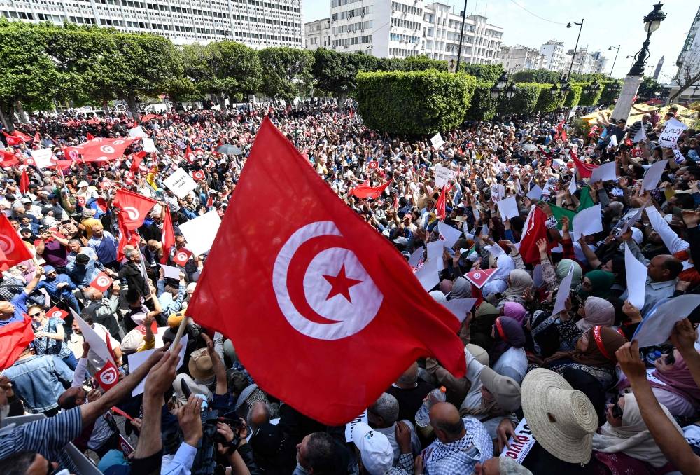 Première manifestation d'un nouveau 