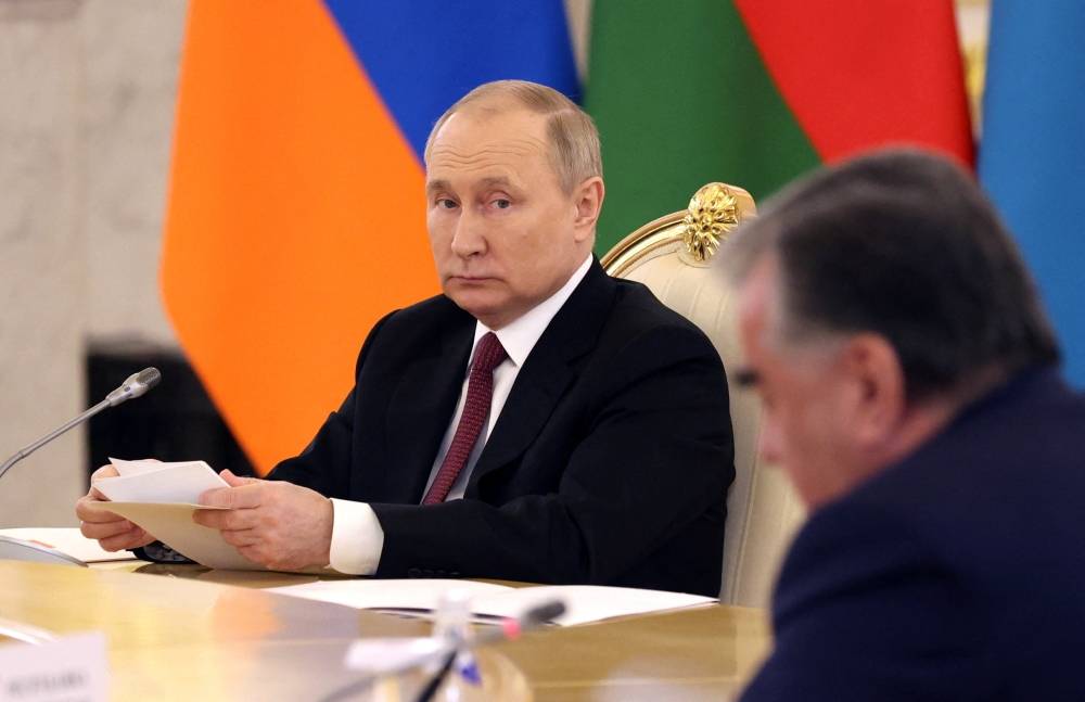 L'adhésion de la Suède et la Finlande à l'OTAN pas une menace, mais Moscou réagira, affirme Poutine