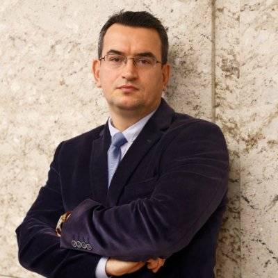 Un leader de l'opposition libéré en attendant son procès