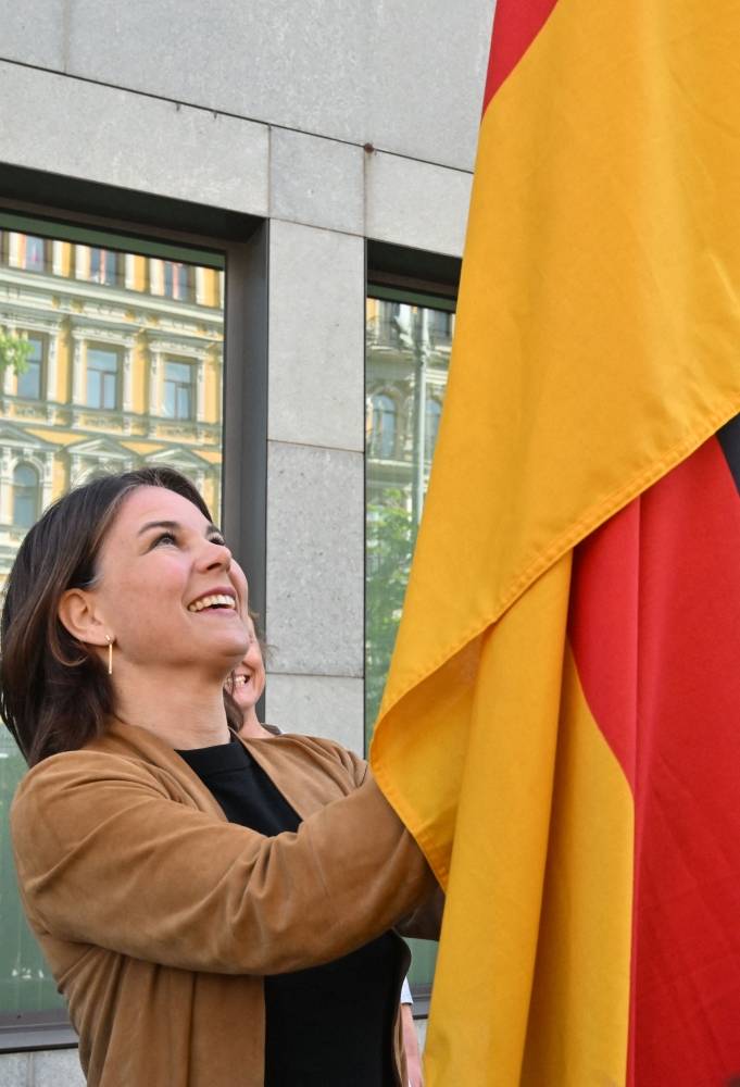 L'Allemagne rouvre son ambassade à Kiev
