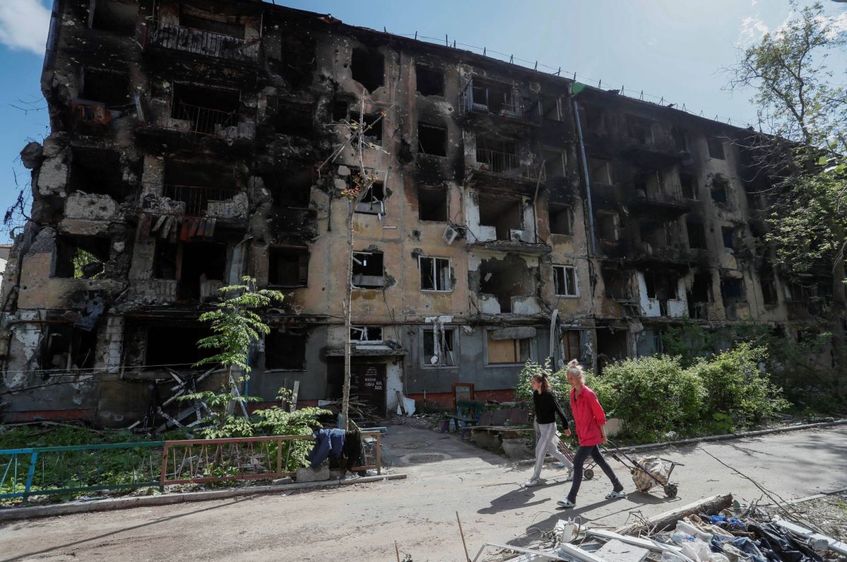 L’armée russe pilonne sans relâche le Donbass