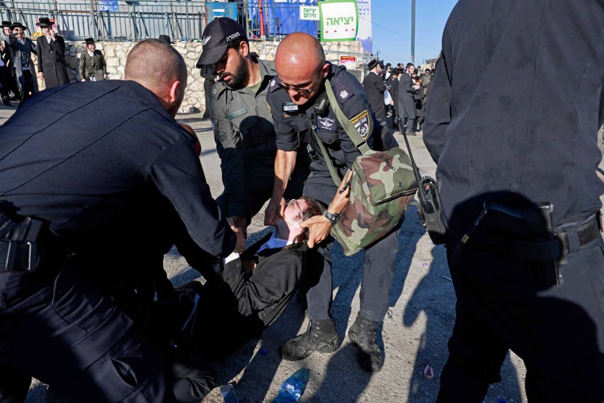 Heurts entre des fidèles juifs et la police sur un site de pèlerinage