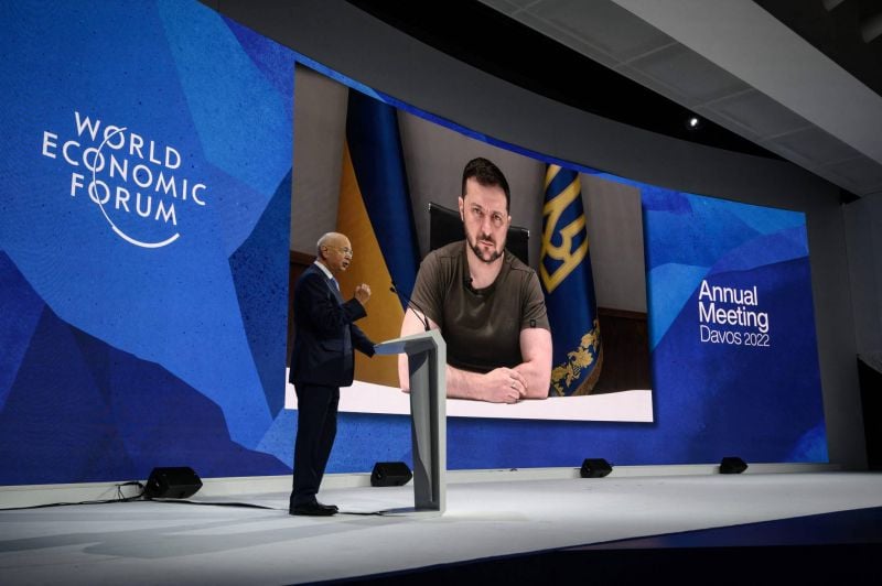 Zelensky réclame à Davos des sanctions 