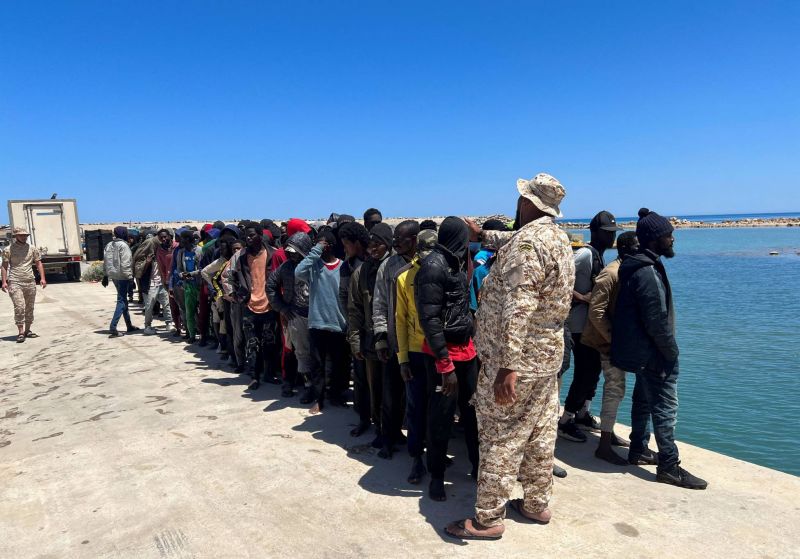 Quatre migrants morts et trois portés disparus au large
