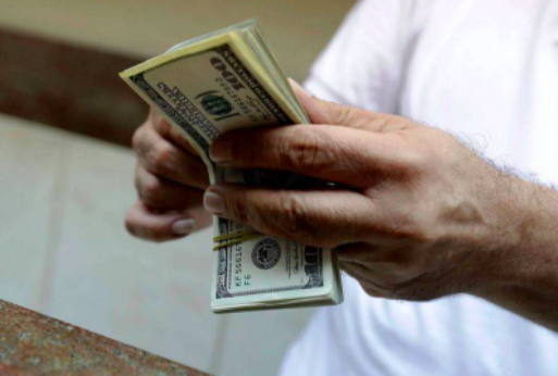 Lira reaches LL37,000 to $1USD on the parallel market