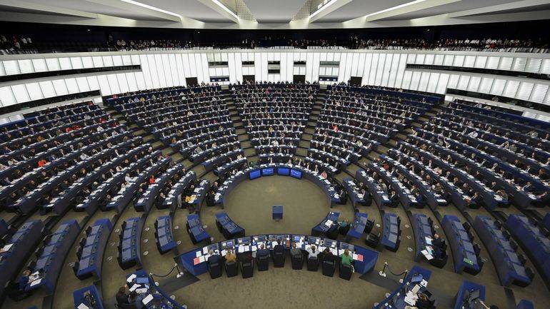 Le Parlement européen critique la dégradation de l'Etat de droit