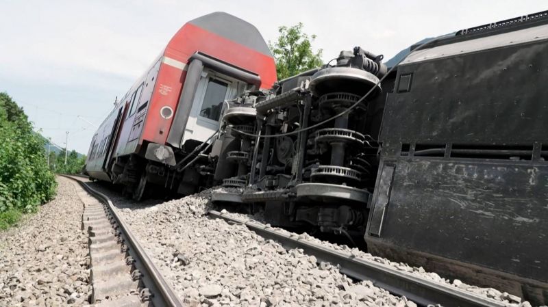Le déraillement d'un train dans les Alpes fait 4 morts et 30 blessés