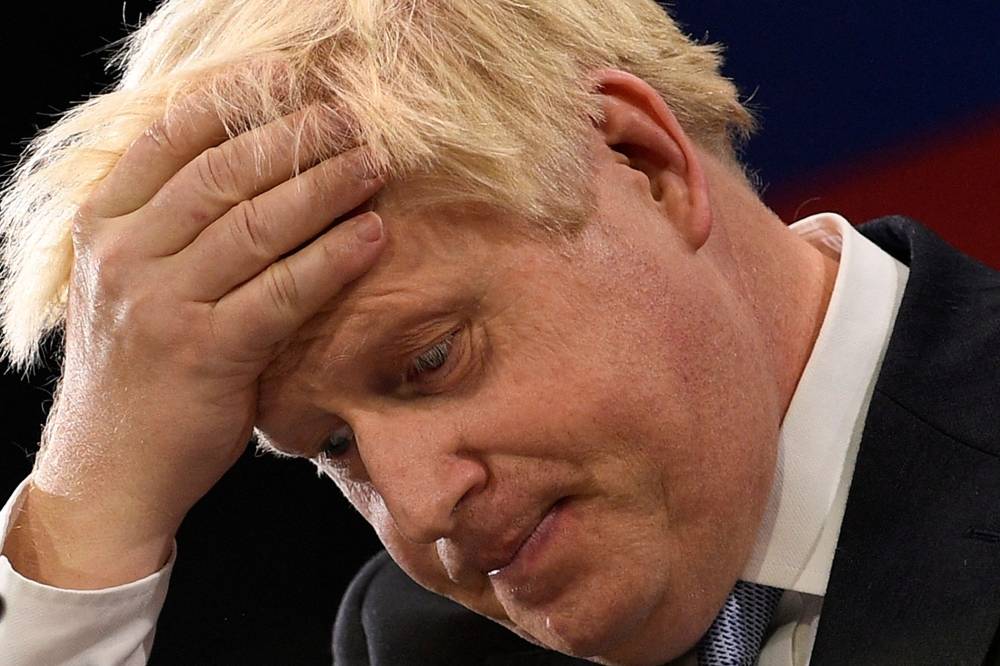 Rescapé d'un vote de défiance, Boris Johnson en quête d'un nouveau souffle