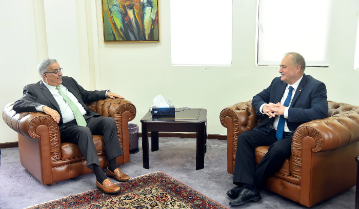 Bou Habib meets with Russian and Chinese ambassadors on UNIFIL
