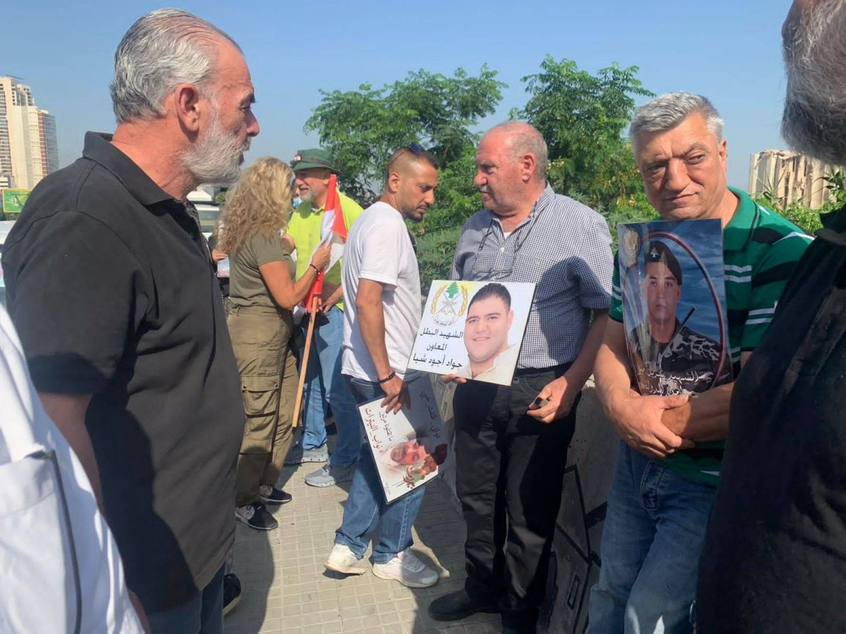 Protesters gather in support of opposition MPs at this morning's Parliament session Protesters gather in support of opposition MPs at this morning's Parliament session
