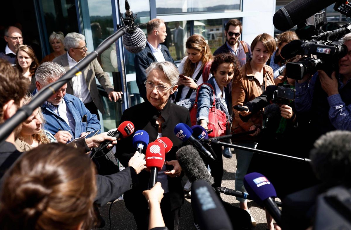 Bousculé par la gauche, le camp Macron entame une semaine décisive pour la majorité absolue à l’Assemblée