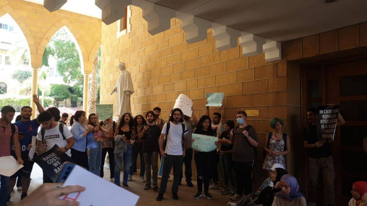 L’AUB dollarise ses frais au grand dam de beaucoup d’étudiants