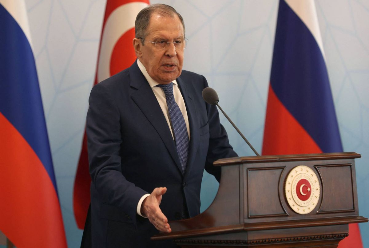 Passe d'armes impromptue à Ankara entre Lavrov et un journaliste ukrainien