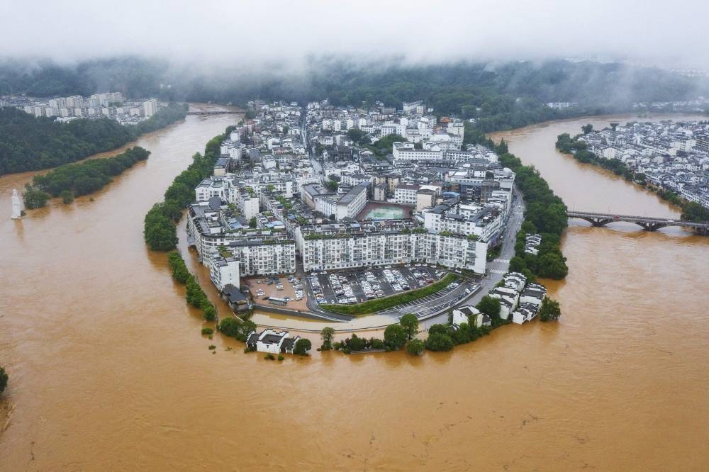 Pluies record dans le Sud, plus de 220.000 évacués