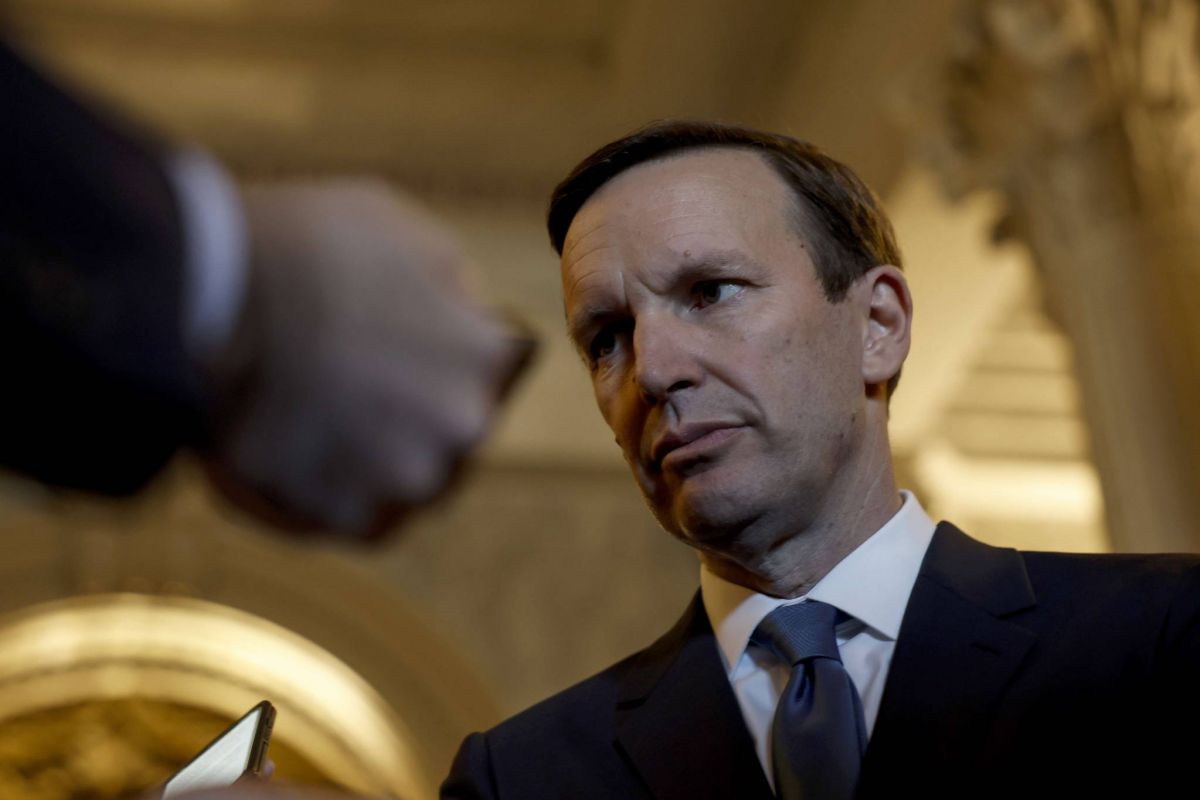 Des sénateurs américains dévoilent une proposition de loi pour limiter la violence par arme à feu