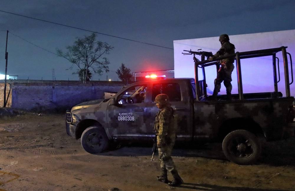 Treize morts dans une fusillade entre police et membres de gang