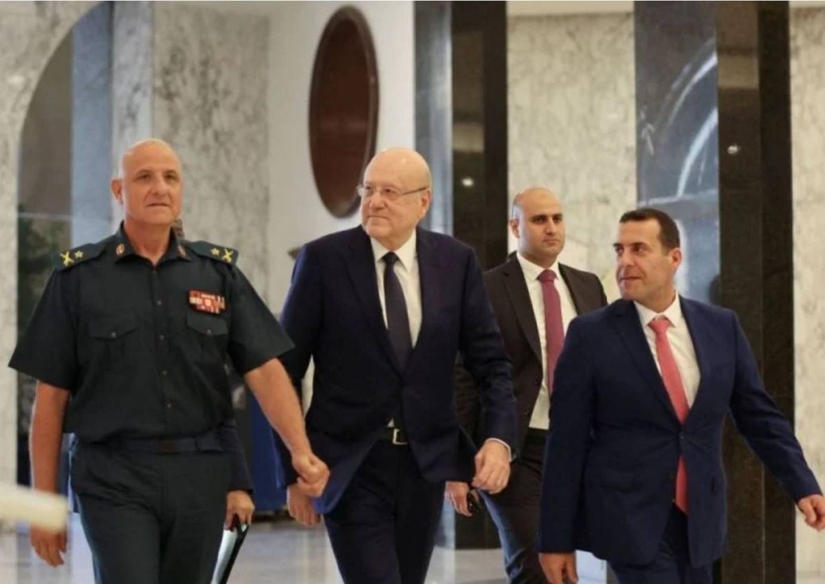 Mikati oscillates between a cabinet reshuffle and a totally new one Mikati oscillates between a cabinet reshuffle and a totally new one