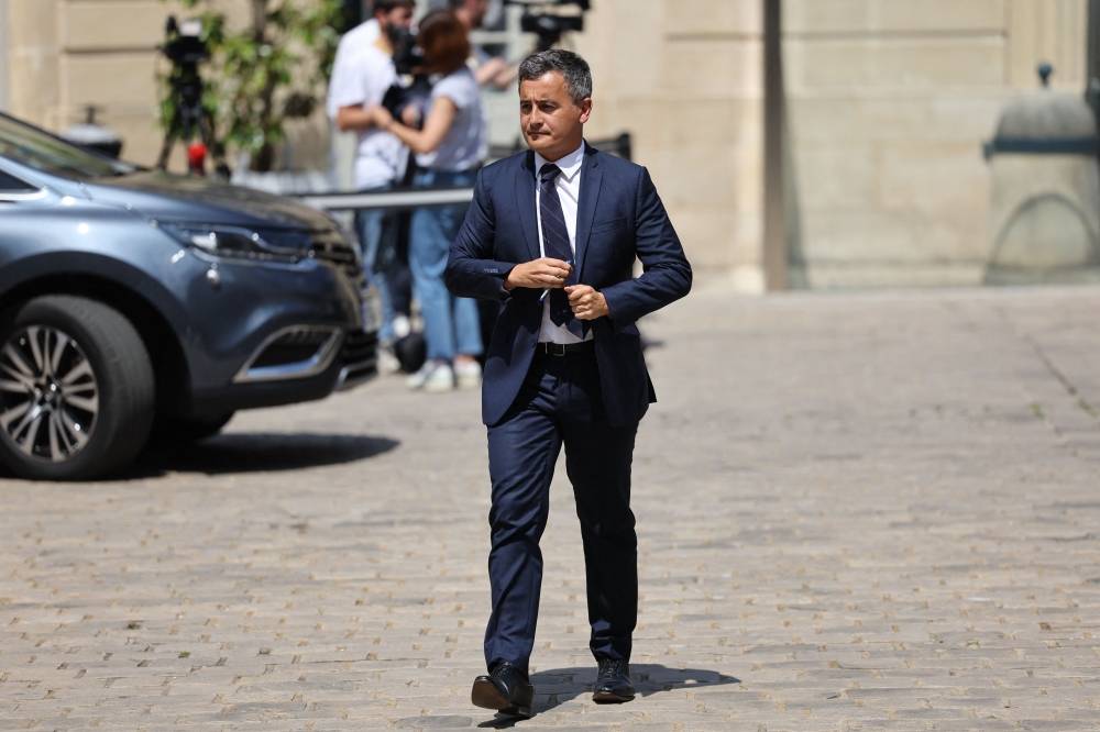 Après le chaos, des supporters accablent Darmanin au Sénat