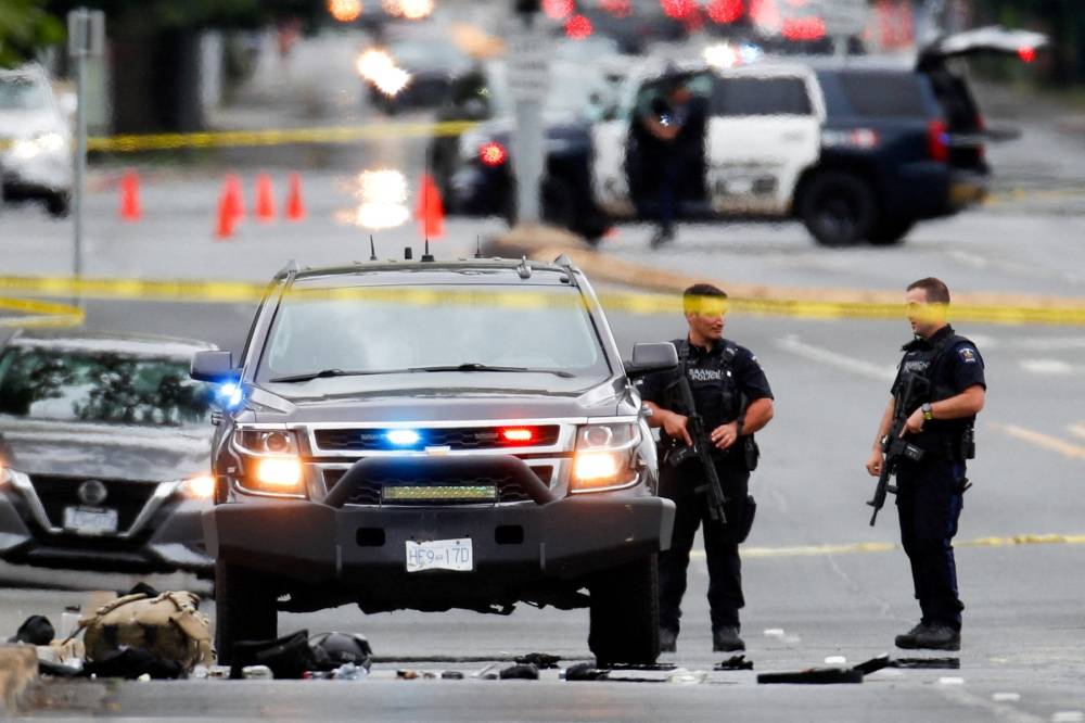 Deux suspects tués et six policiers blessés lors d'un braquage
