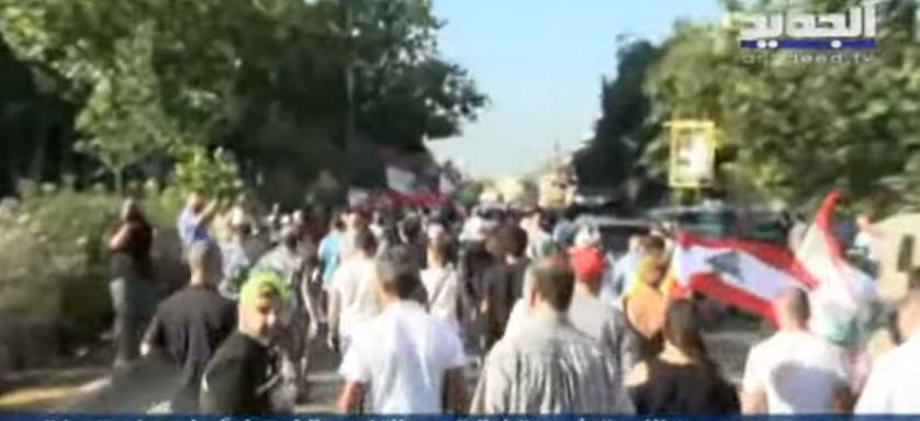 Marche de députés contestataires, déposants et activistes à Beyrouth
