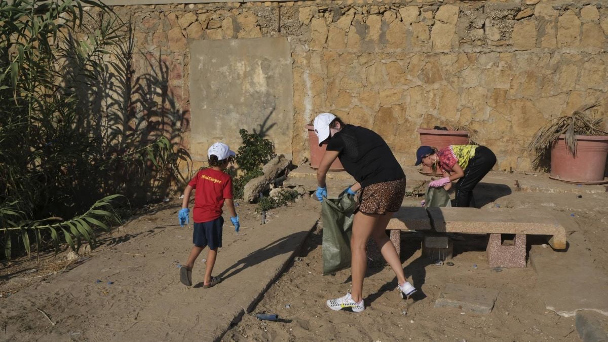 La plage de Ramlet el-Baïda à la merci des déchets et de l’incivisme