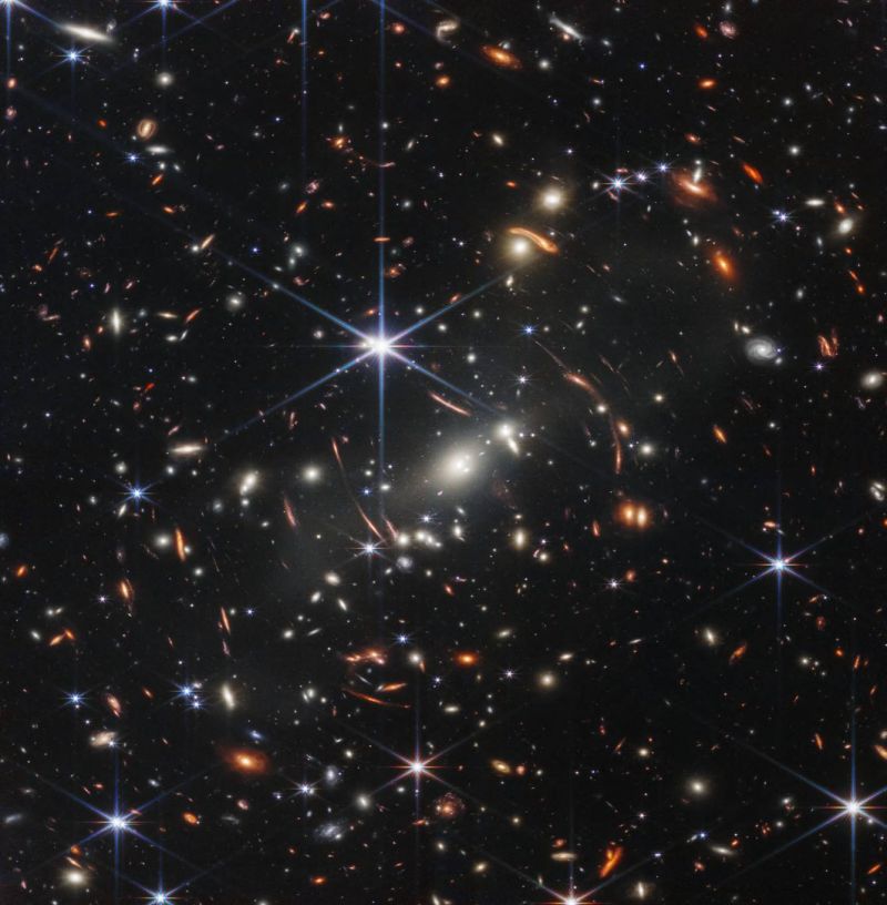 Les premières époustouflantes images du cosmos dévoilées par le télescope James Webb