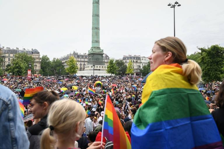 Il y a 40 ans, la France abandonnait la répression anti-gay
