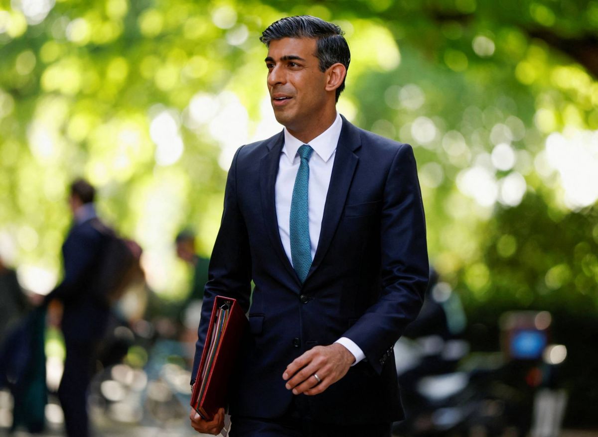 La course vers Downing Street officiellement lancée, Rishi Sunak évite de critiquer Johnson La course vers Downing Street officiellement lancée, Rishi Sunak évite de critiquer Johnson