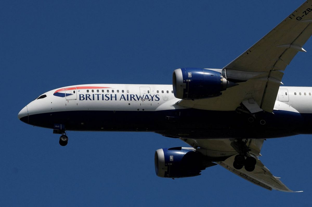 Chaos dans les aéroports: Heathrow limite le nombre de passagers quotidiens