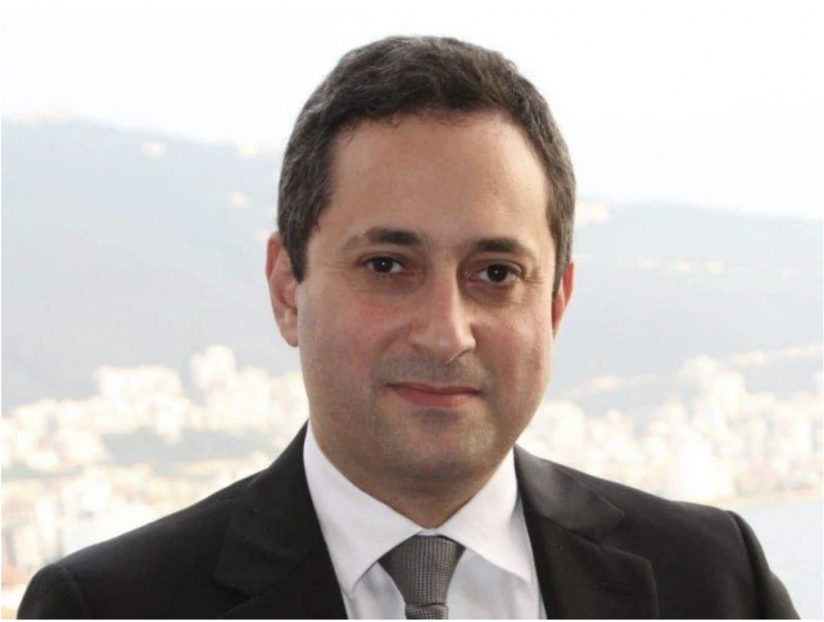 Le juge Bitar se rend à son bureau pour la première fois depuis décembre Le juge Bitar se rend à son bureau pour la première fois depuis décembre