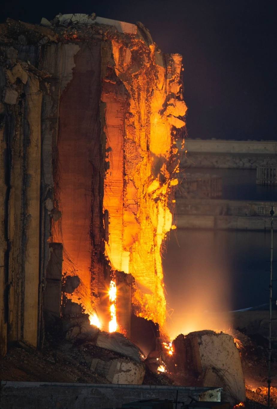 Public Works Minister says he ordered firefighters not to approach burning port silos out of fear of collapse Public Works Minister says he ordered firefighters not to approach burning port silos out of fear of collapse