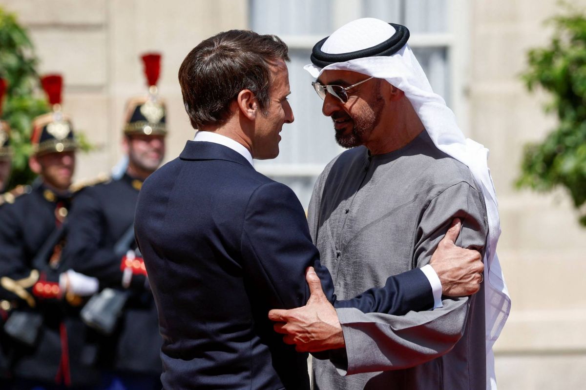Entre MBZ et Macron, la lune de miel se poursuit
