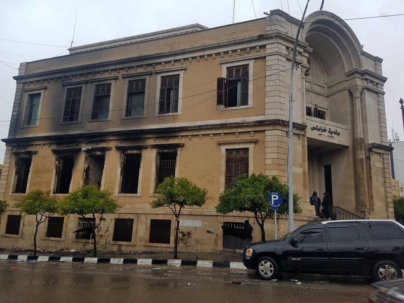 Au conseil municipal de Tripoli, le président fait l’unanimité contre lui