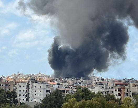 [UPDATE] Civil Defense extinguishes fire in southern Beirut suburb that led to large plumes of smoke